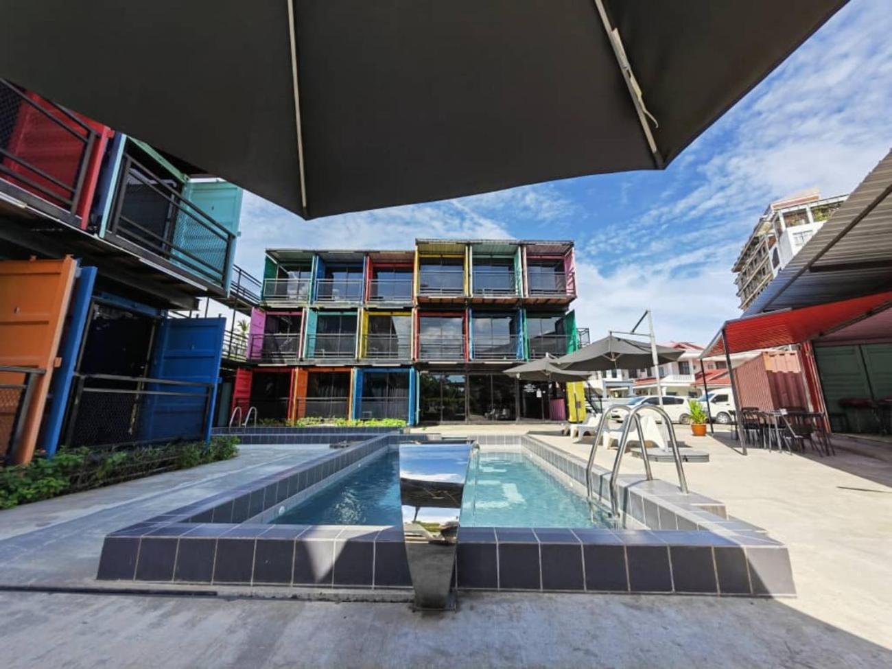 Boxinn The Kontena Home Семпорна Екстериор снимка