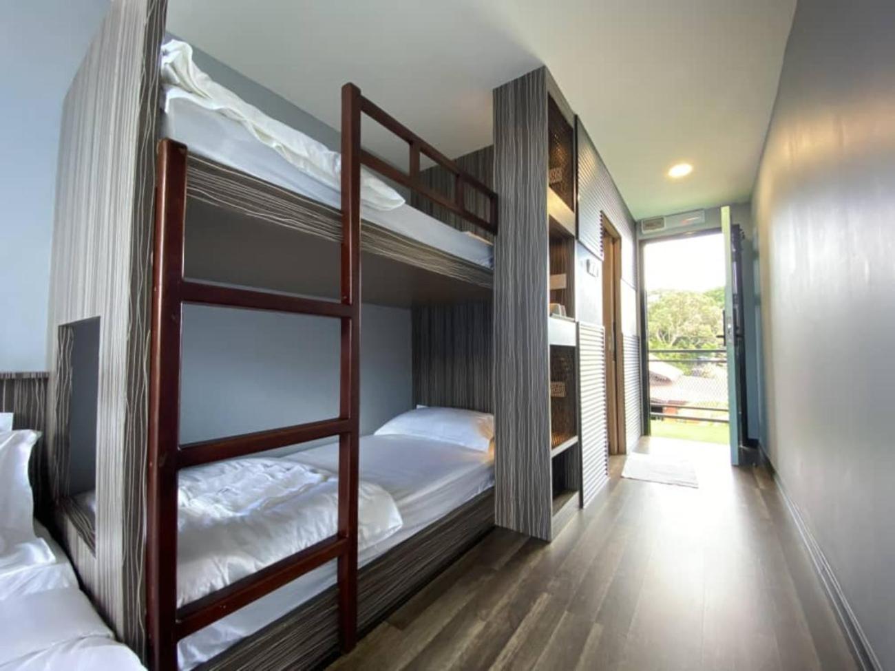 Boxinn The Kontena Home Семпорна Екстериор снимка